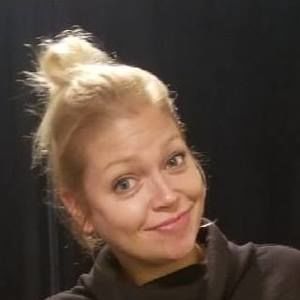 Meet your Posher, Carrie
